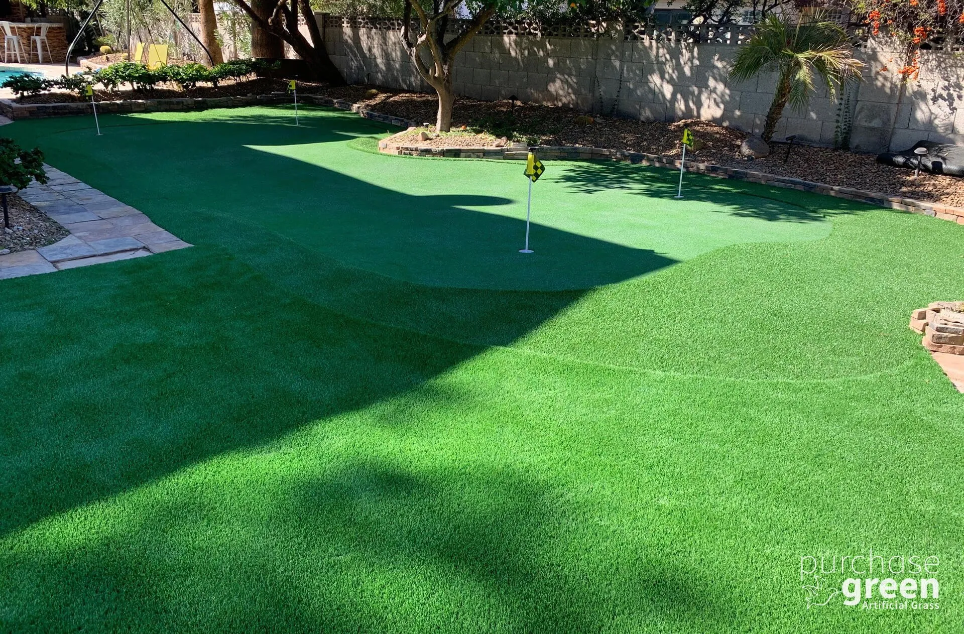Arizona Platinum Spring artificial turf installed in a yard, manufacturer photo 5